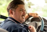 His Friend Refused to Turn on the AC in 90-Degree Heat, So He Got Out of the Car and Called a Lyft Home