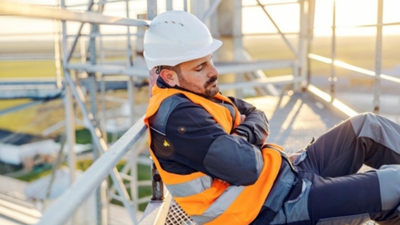 He Endured Months of Mistreatment From a Toxic Boss. The Brilliantly Satisfying Way He Just Blocked Him From Getting a New Job. Lazy construction worker