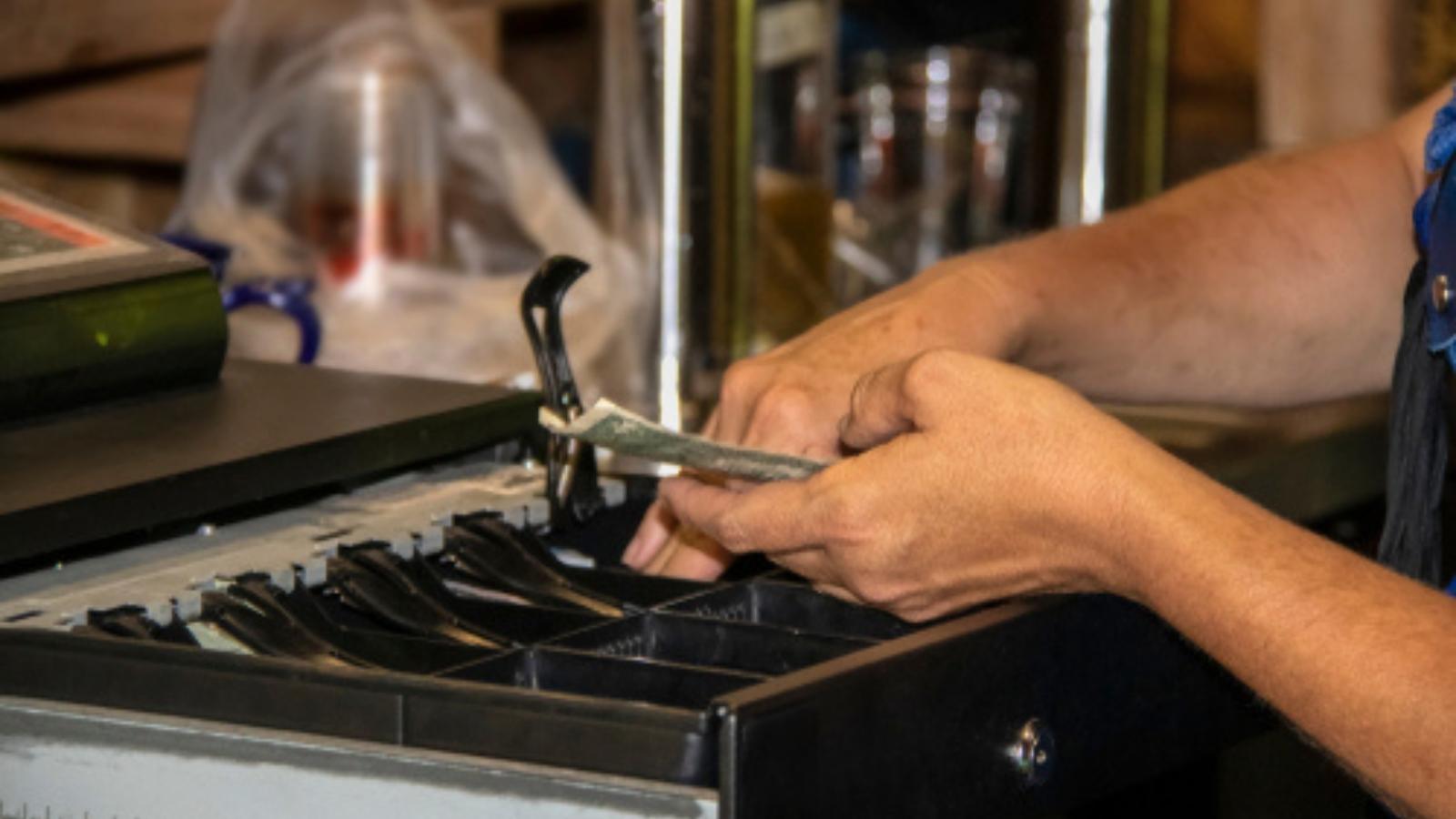 Customer Asked for Change to Use a Penny Press Machine, Then Got Angry When Employee Refused to Give Away Extra Money Cash register making change