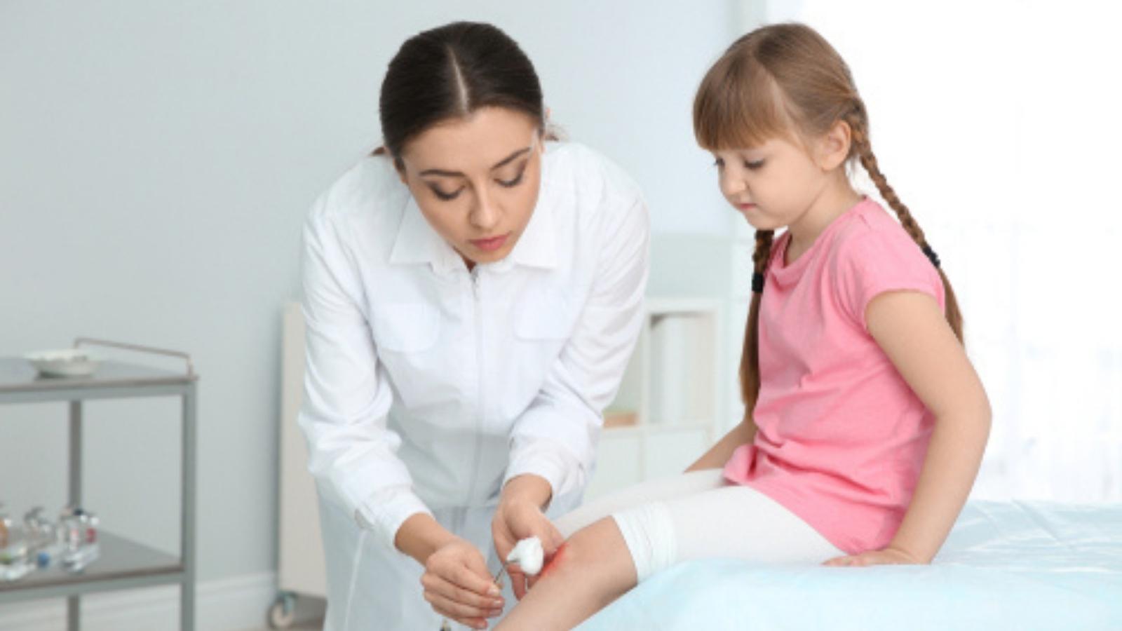 Kid with school nurse