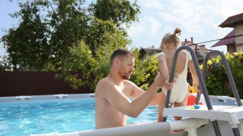 Swimming in a pool