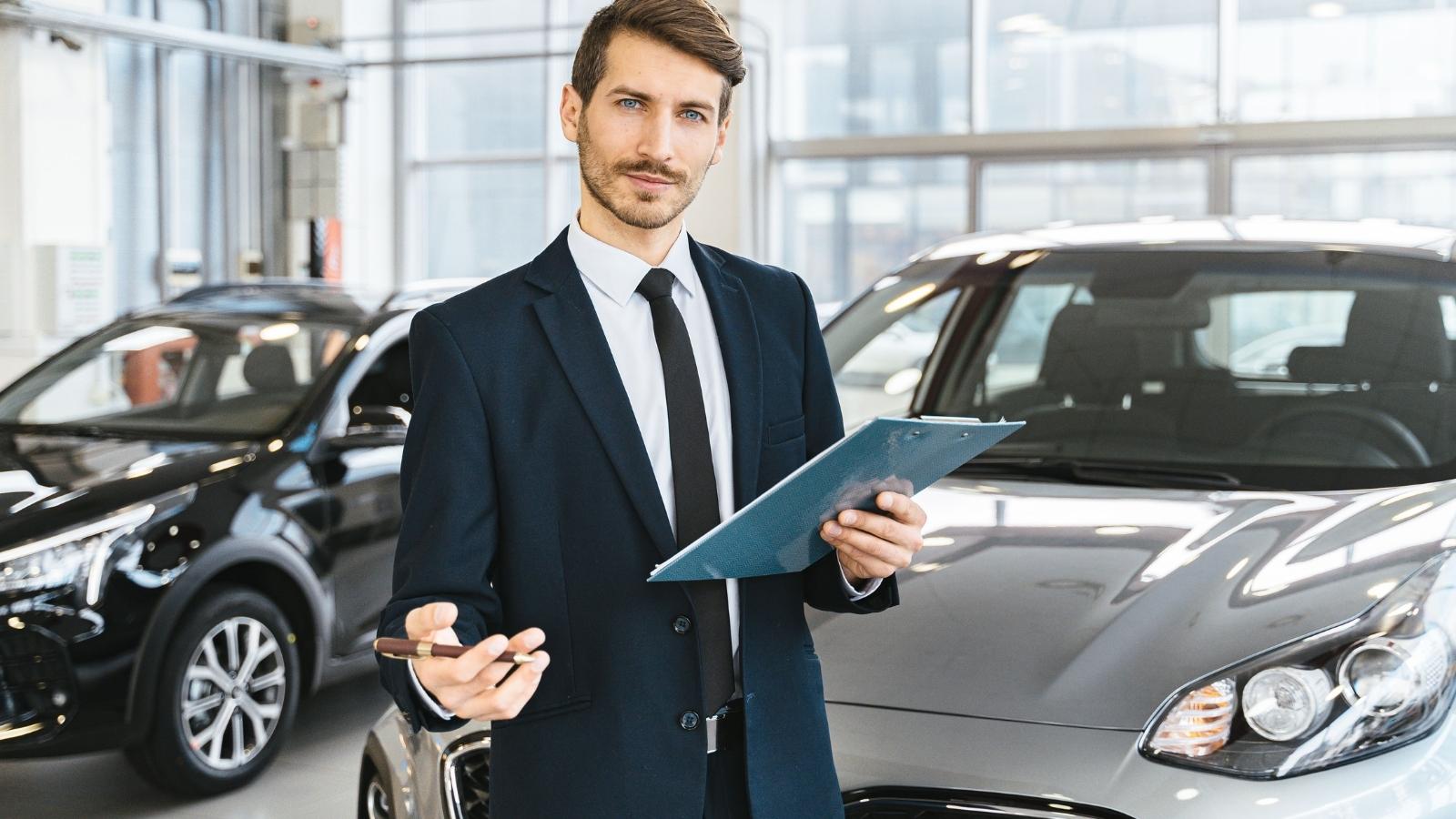 A Manager Ordered Car Rental Staff to Carry Every Single Key, Triggering Immediate Chaos for Workers and Customers Rental return agent following the rules