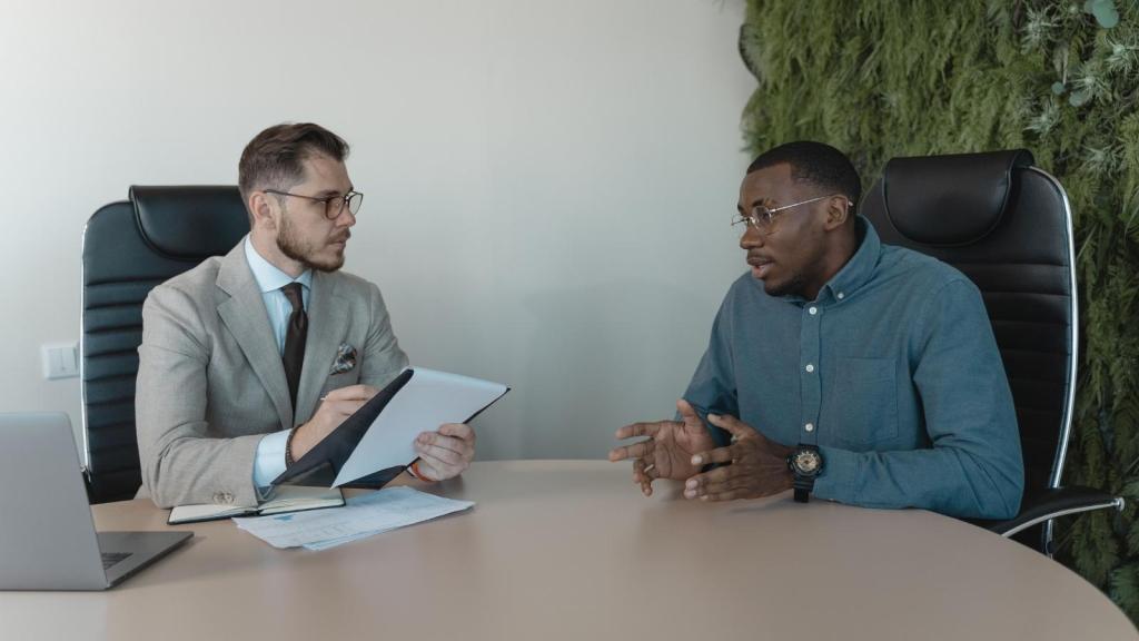 Nutritional consultant talking to his client