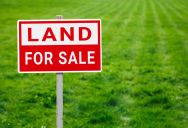 She Made a Handshake Deal to Buy the Empty Lot Next Door. Then Her Neighbor Passed Away, and the Inheriting Daughter Unleashed a Real Estate Nightmare.