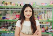 They Blocked the Aisle for an Hour to Hold a Business Meeting, But When the Supervisor Stepped In, the Store Manager Forced Him to Apologize