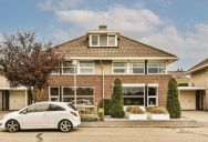 Neighbors Keep Blocking Part Of Their Driveway—And Talking To Them Hasn’t Helped