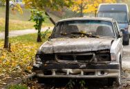 He Tired of Seeing His Street Turned Into a Junkyard, but His Neighbor Refuses to Move His Broken-Down Cars