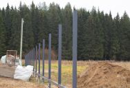 Their New Fence Was Supposed To Be Finished—Instead, The Contractor Keeps Making Excuses