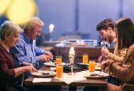 She Constantly Cringes When Dining Out With Her Parents, so She Decided to Find Out if She’s Overreacting