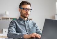 He Emailed a Coworker a Question and Got No Reply — So He Went to the Supervisor Instead