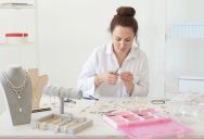 Her Mom Has Real Business Potential, But She’s Making Products Faster Than She’s Selling Them and Her Daughter Is Worried