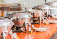 The Empty Buffet Standoff: Why an Entire Room of Wedding Guests Abandoned a Couple’s Big Day Right After the Ceremony