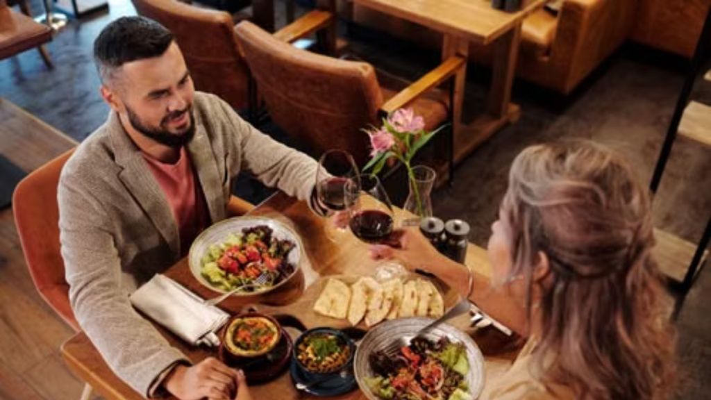 Man and woman dating in a classy restaurant