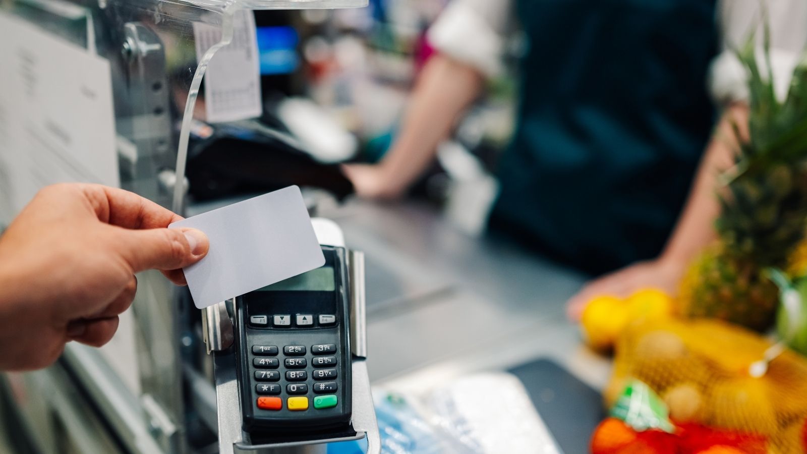 She Accidental Pressed the Cash Back Button at Checkout. Now She’s Demanding the Store Reverse a Transaction They Can’t Touch. paying with a card at a grocery store