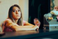 “They All Laughed at Me:” Hotel Employee Publicly Shamed by HR Director Over a Ridiculous Customer Review