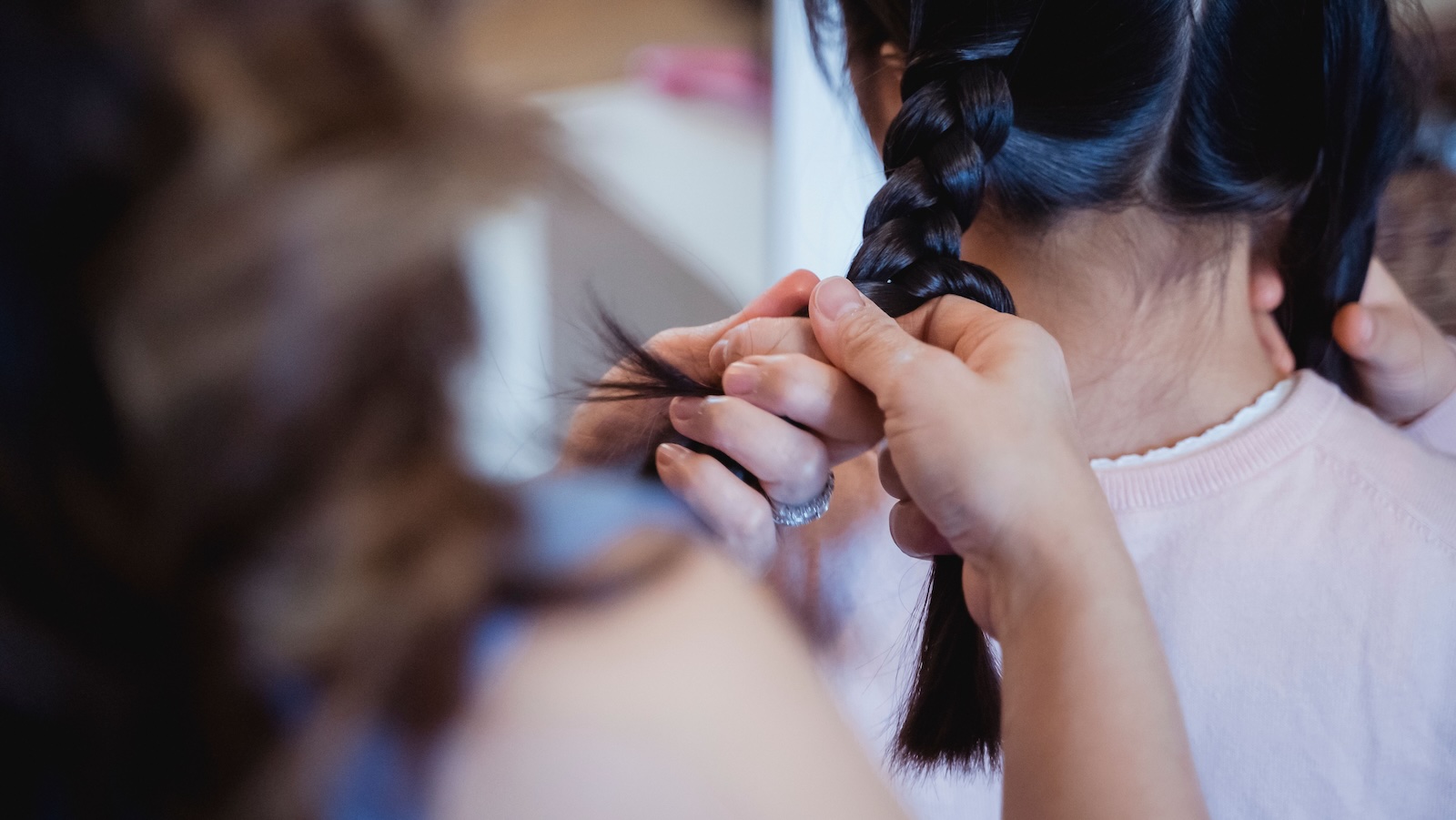 getting hair braided