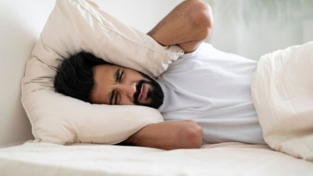 Man can't sleep due to noise