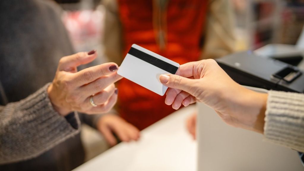 cashier taking payment