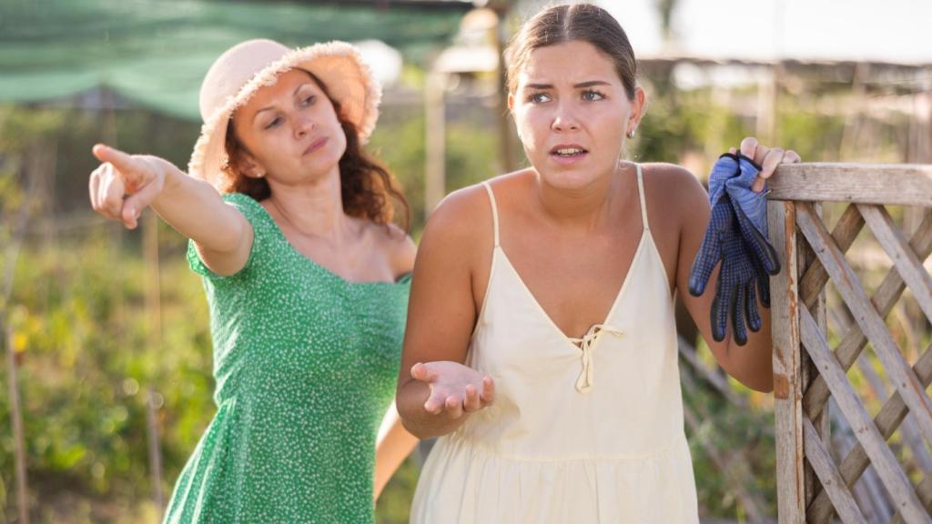 two women having an argument