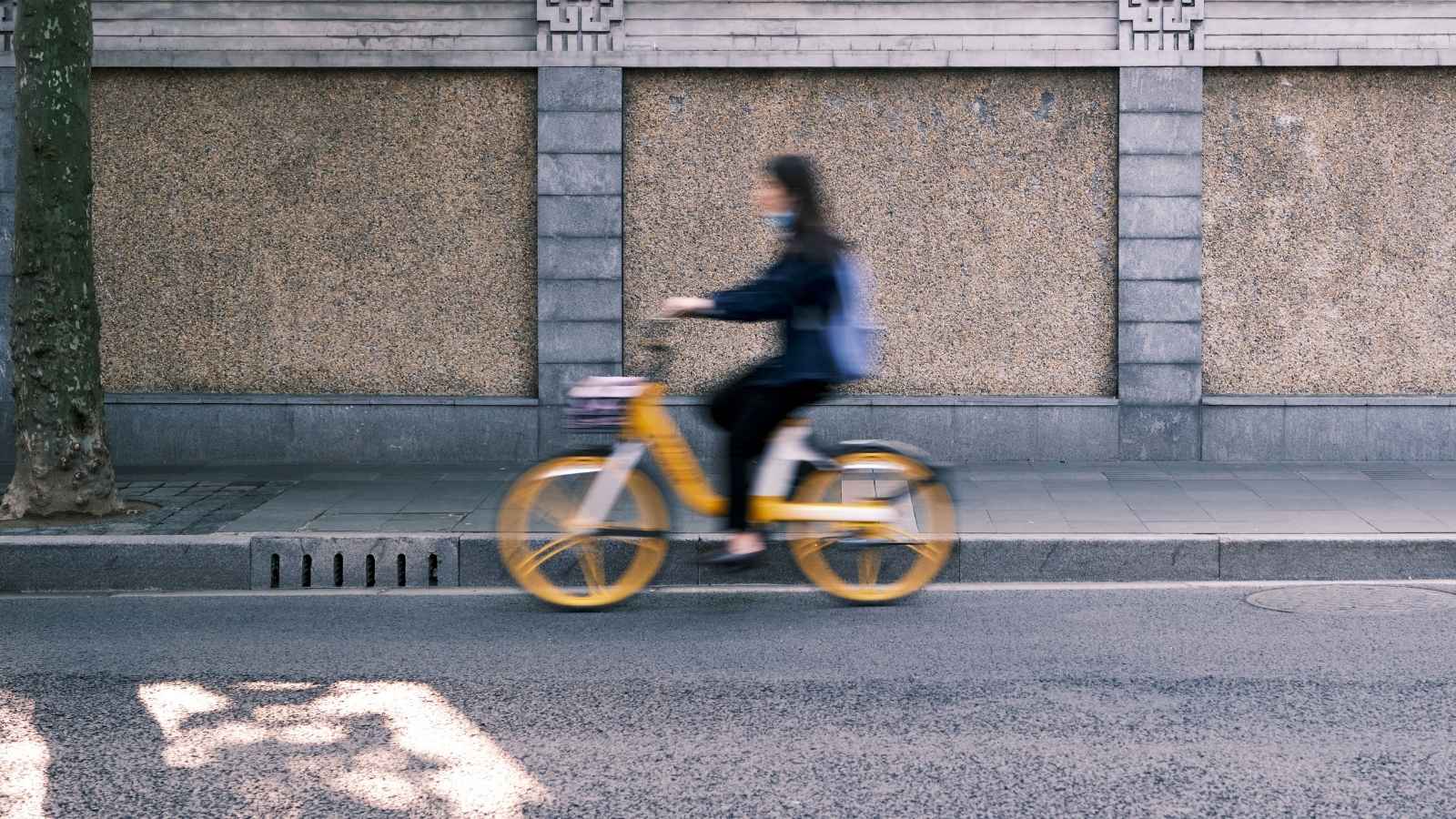 He Protected His Own Property, but After His Sibling Wrecked Their Dad’s Bike, He Was Scapegoated for the Damage in motion shot of woman riding bike