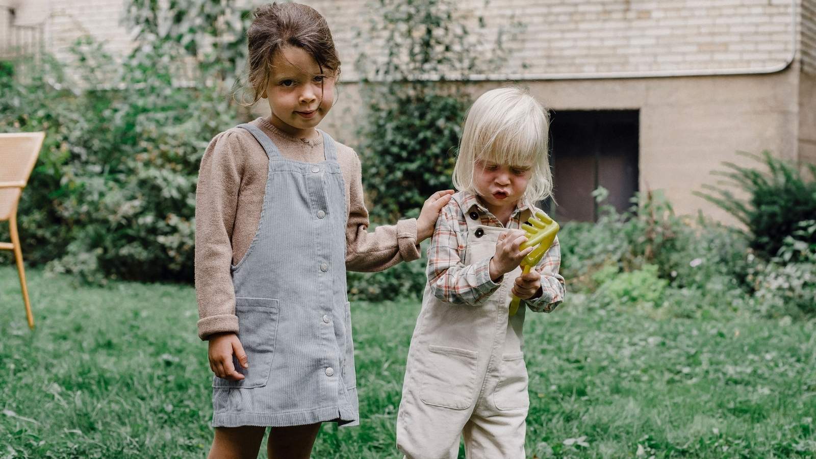 kids playing in yard