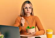 Woman Starts Eating Healthier to Lose Weight, but Her Coworkers Won’t Stop Making Comments