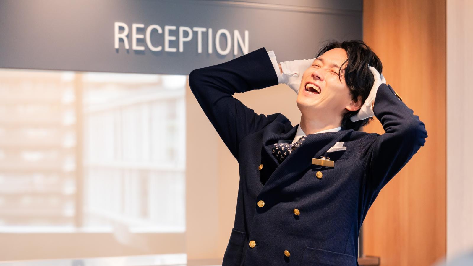 His New Boss Let Someone Cover His Shift — Didnt Find Him a Replacement — Now Hes Out the Hours and Furious man in a hotel
