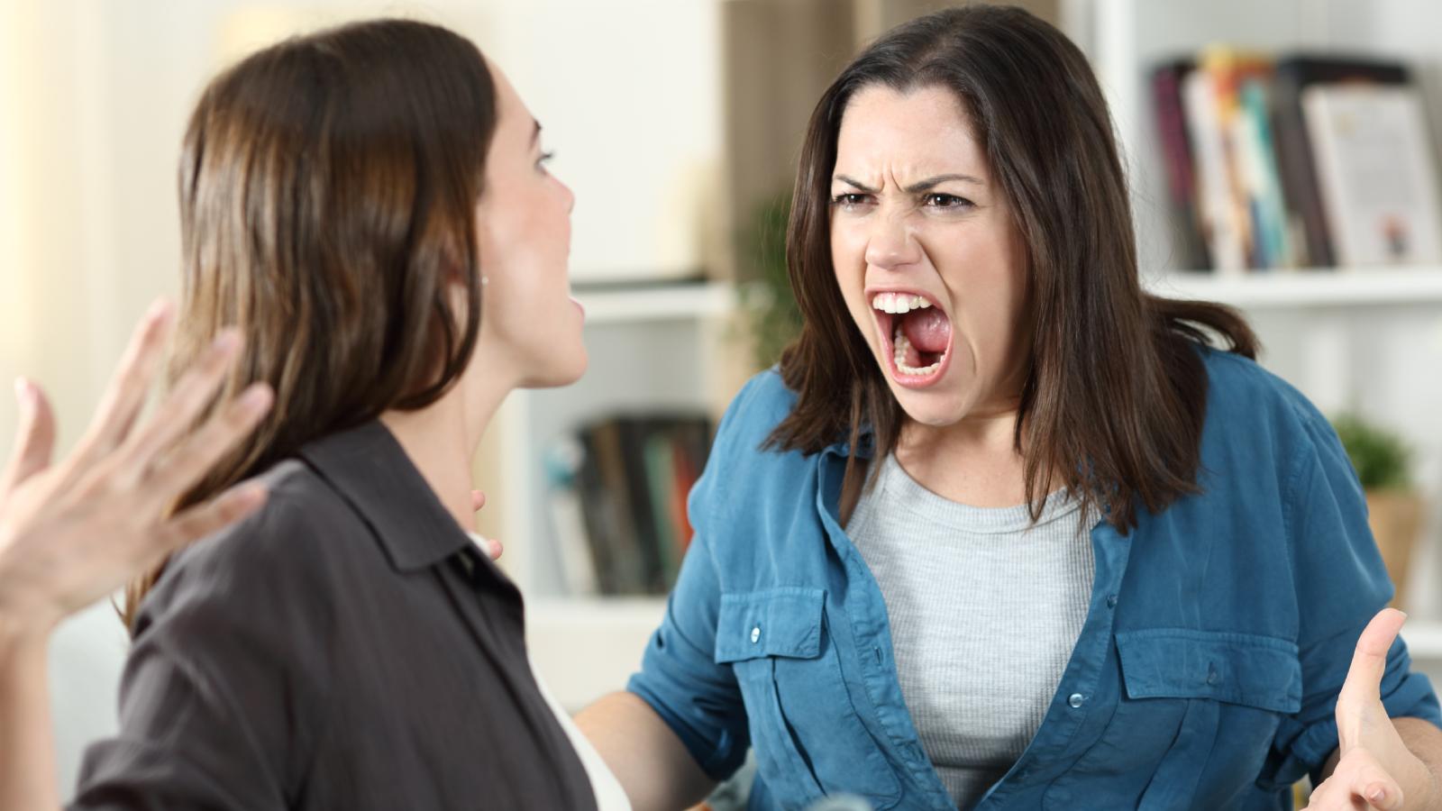 Her New Roommate Wont Clean Up and Wont Pay Her Share of Rent and Bills — Shes Reached Her Limit two women yelling at each other