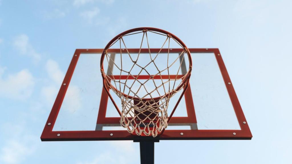 red basketball hoop