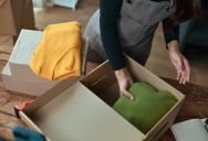 A Strange Interaction at a Clothing Store Left One Employee Completely Shut Out by a Customer