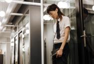 After 12 Months of Her New Boss Cutting Her Off Mid-Sentence, a Corporate Employee Reached Full Burnout and Gave Up