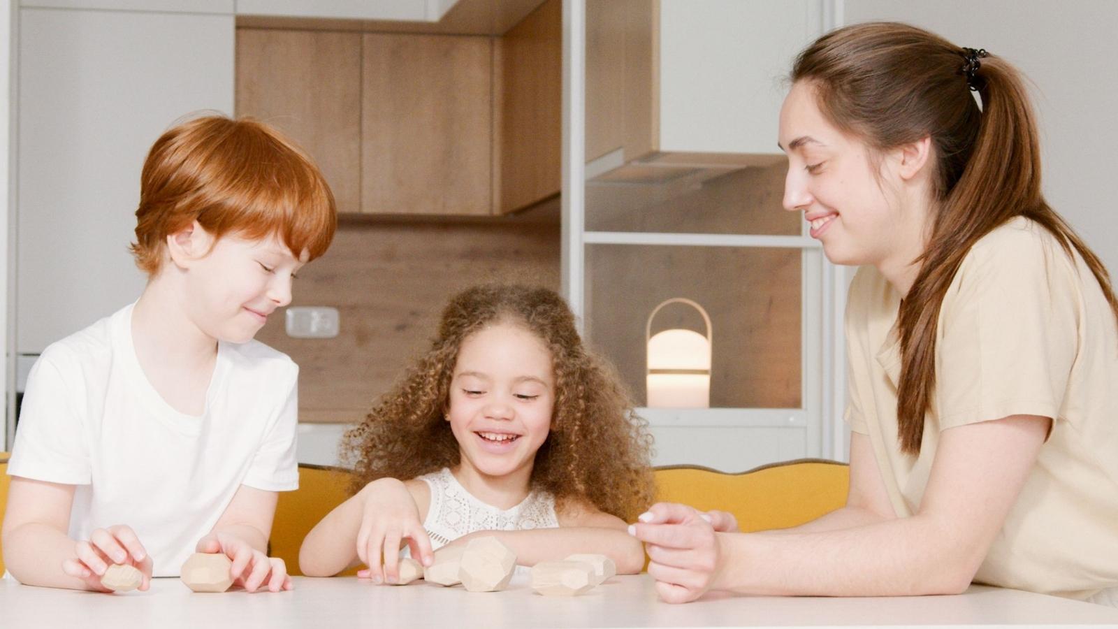 The Neighborhood Trap: How a Parents Staunch Denial Turned a Responsible Caregiver Into a Local Villain Overnight. woman babysitting two kids
