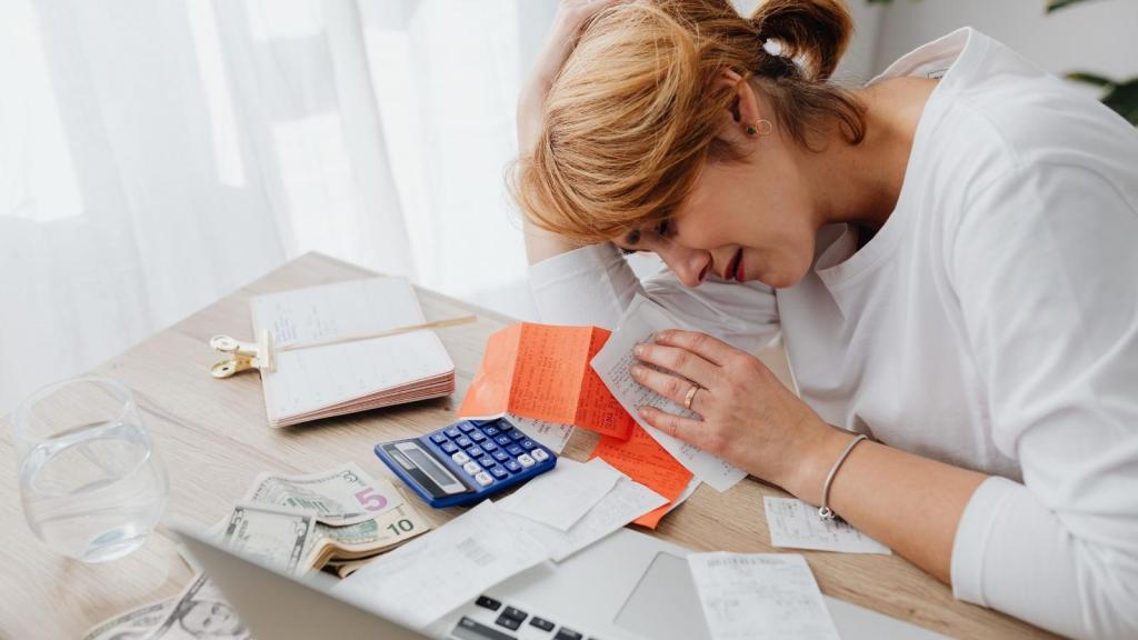 woman stressing about money