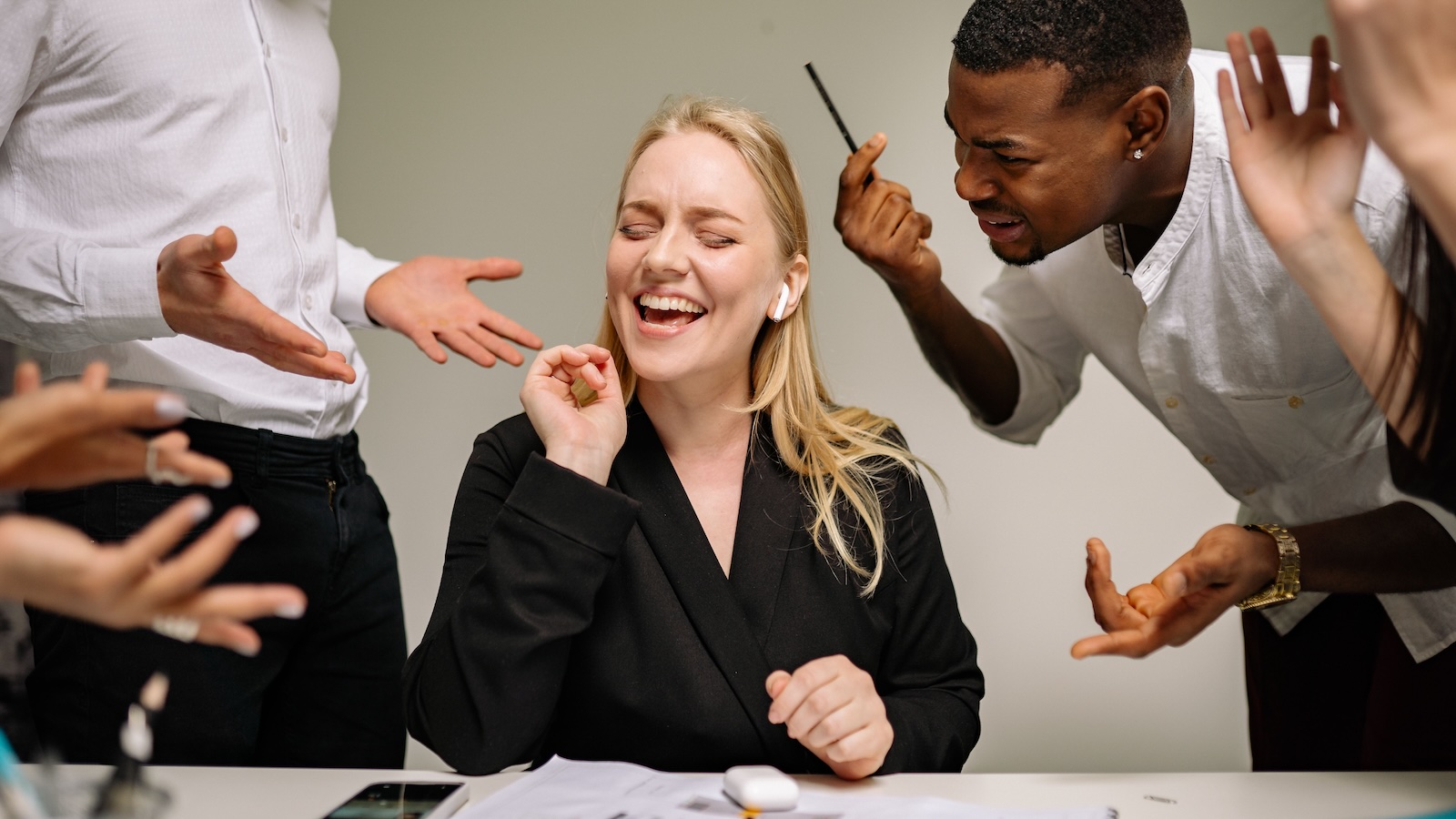 Teacher Says She Was Driven Out by a Toxic Coworker, Only to Watch That Person Move Into Management person at work nobody likes (blond woman being obnoxious with angey man behind her in office)