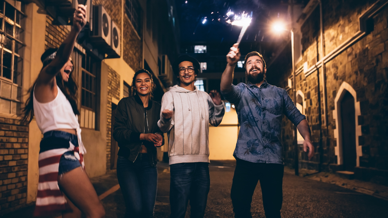 His Boss Insisted The Whole IT Department Come In On July 4th, But The Manager Made Sure Everyone Still Had An Unforgettable Holiday 4 young adults celebrating 4th of july