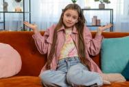 She Can’t Be in Two Places at Once—But Both Parents Are Guilt-Tripping Her Over Their Conflicting Events