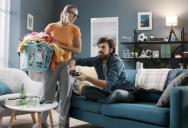 She Stopped Cleaning Up After Her Boyfriend and Covering His Share of the Bills—But Weeks Later, Nothing About Him Has Changed