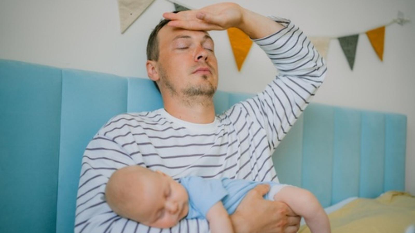 He’s Doing Everything He Can to Help His Postpartum Wife—But She Keeps Lashing Out at Him Overwhelmed dad