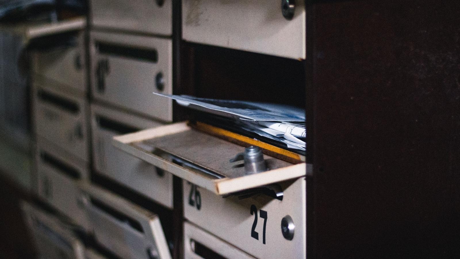 She Dropped Company Mail In The Buildings Mailbox—Now The Condo Board Has A New Policy Mail box with a few letters in it
