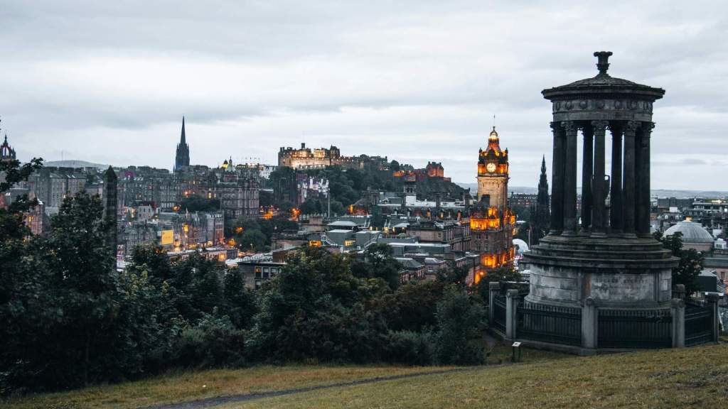 Edinburgh overview photo of the city