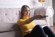 She and Her Dad Bond Easily Over the Same Movies—But Her Mom Quietly Stopped Asking Her to Watch Anything Together, and Now the Guilt Won’t Let Up