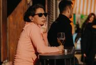 An Older Man Insisted on Sitting With Her at a Pub Despite Her Discomfort—So She Moved Tables, and Now She’s Second-Guessing Whether That Was Rude