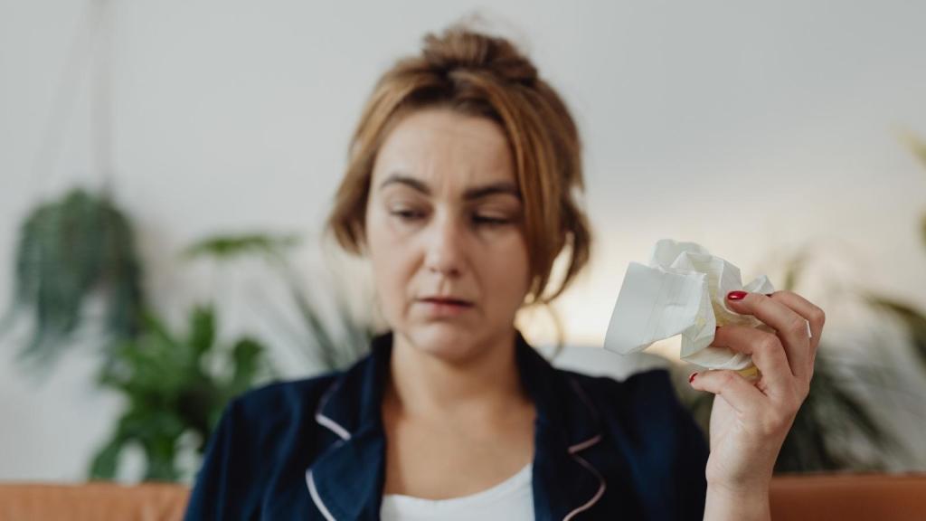 Woman upset that her father passed away