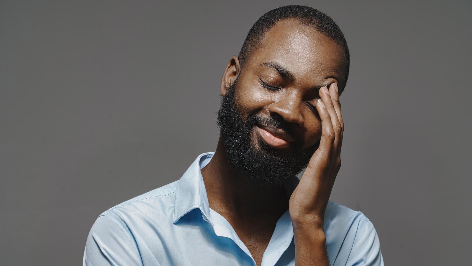 He Turned Down The Job After A Chaotic Interview—Months Later They Called Asking Why He Missed A Shift Man can't believe the phone call he just took