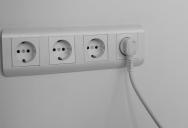 She Lost Power to Her AC for a Month—Then Finally Unplugged Her Neighbor’s Illegal Extension Cord