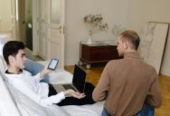 He Paid Every Bill While His Roommate Recovered—Now He’s Being Called Cold for Asking to Split Rent Again