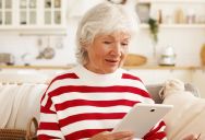 Her Grandmother’s News Kept Vanishing on Her New iPad—Until She Discovered the Real Problem Had Nothing to Do With the iPad