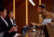 Hotel Guest Demands a Refund After AC Fails All Night—But He Never Told Hotel Staff