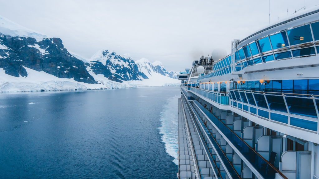 antarctica cruise ship