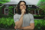He’s Tired of His HOA Enforcing Different Rules for Different Neighbors—So He’s Ready to Call Them Out